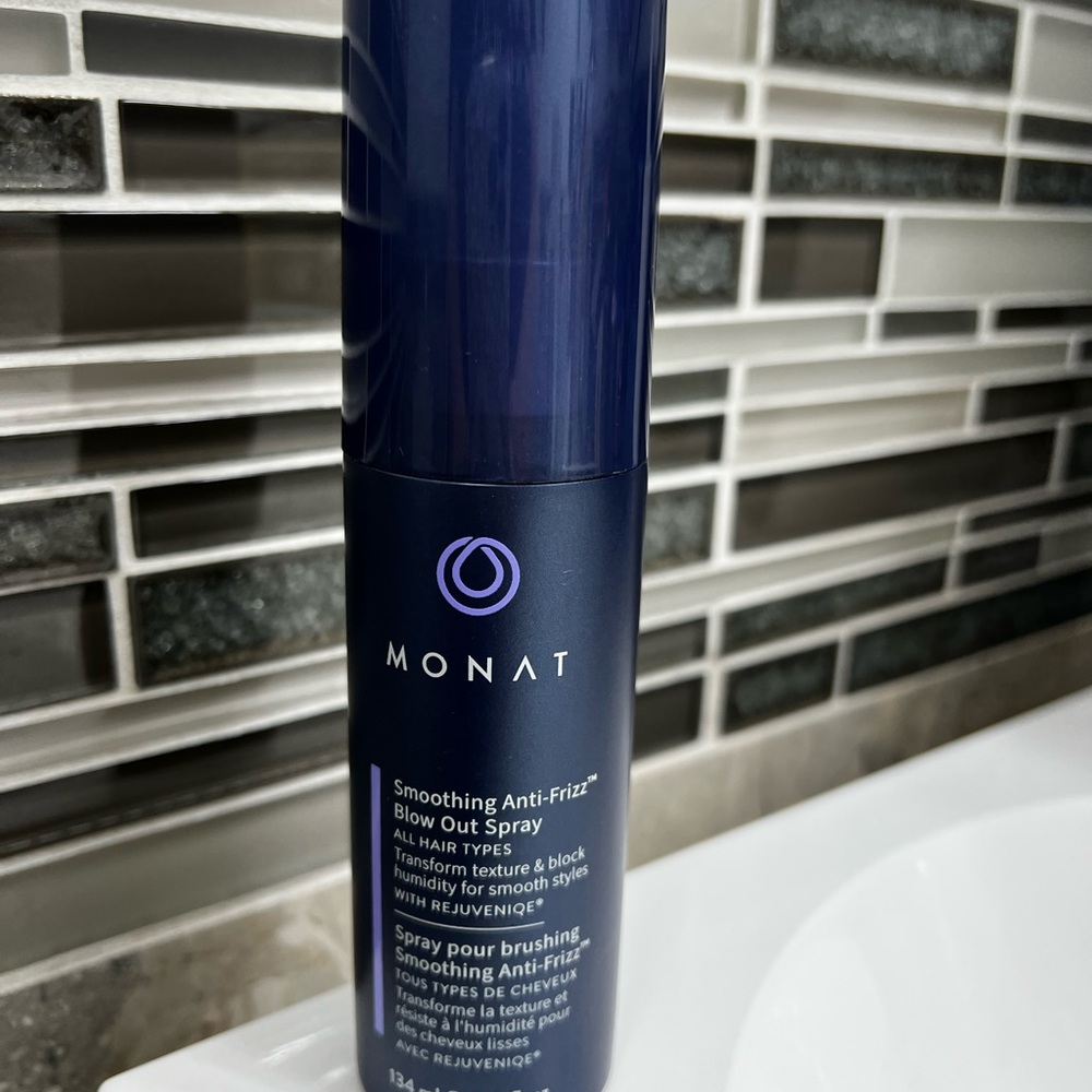 Monat Smoothing Anti-Frizz Blow Out Spray - Navy